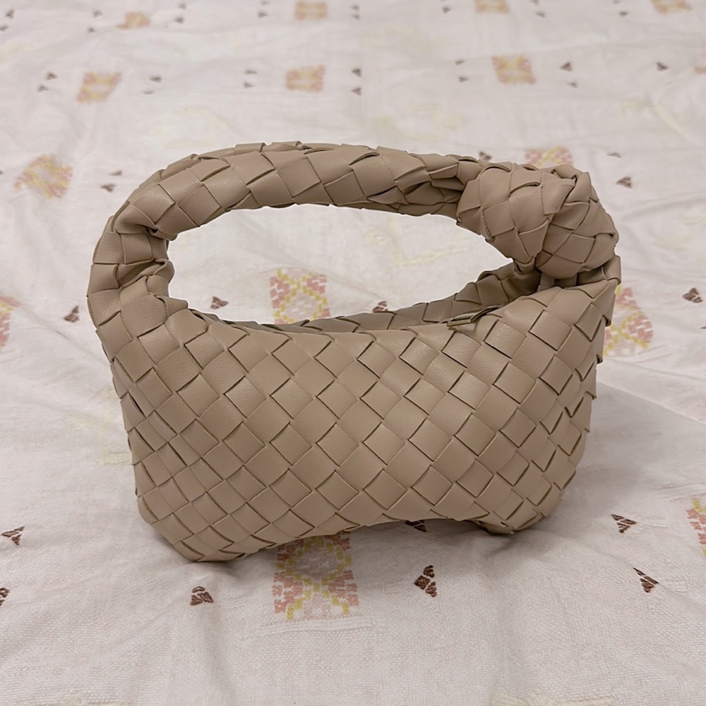 Beige quilted leather bag